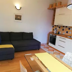 Apartment Dimora With Free Parking, Ljubljana